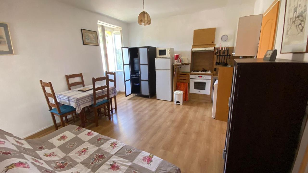 A Petricaghja Apartamento Alata Exterior foto